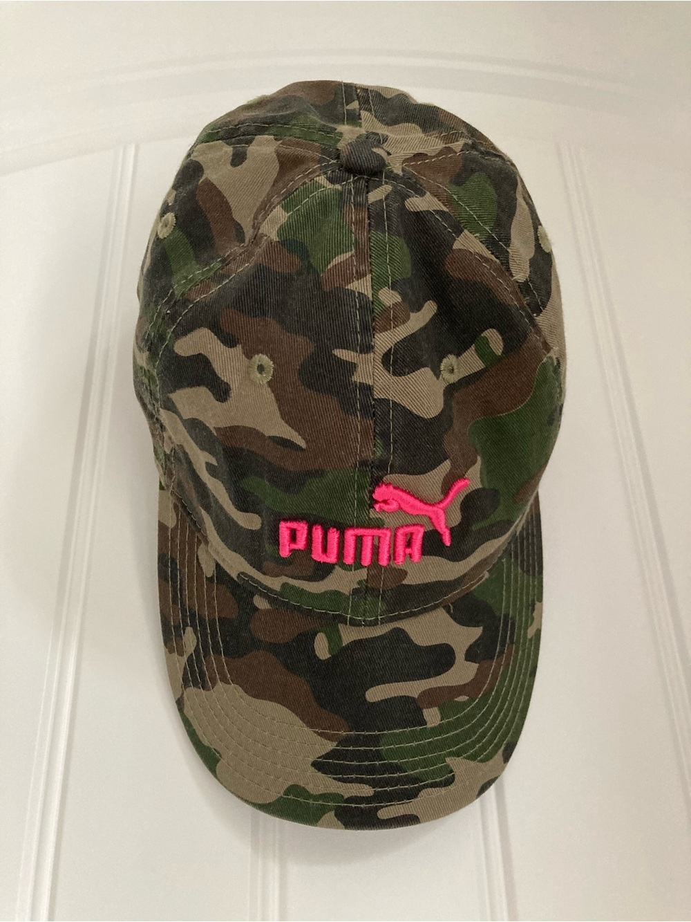 Puma Women’s Olive Green Camo Cap with Pink Logo Accents